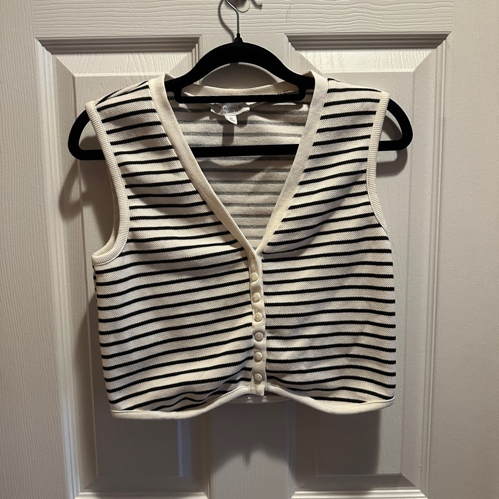 Chic Striped Button-Up Crop Top